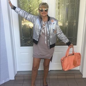 Meet your Posher, Christine